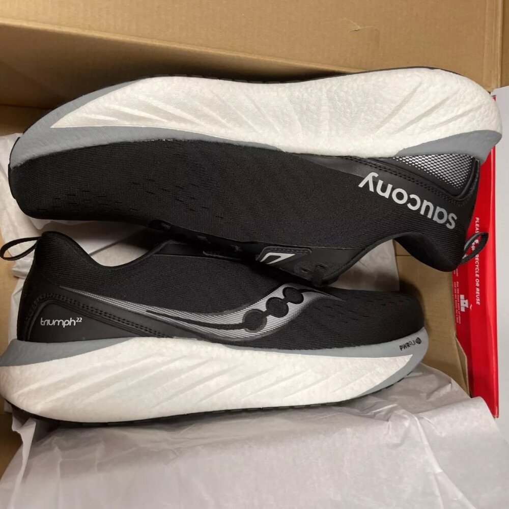 Size 12.5 Wide - Saucony Triumph 22 Running Shoes Black/white